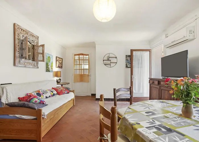 Climatise Au Lavandou Apartman *